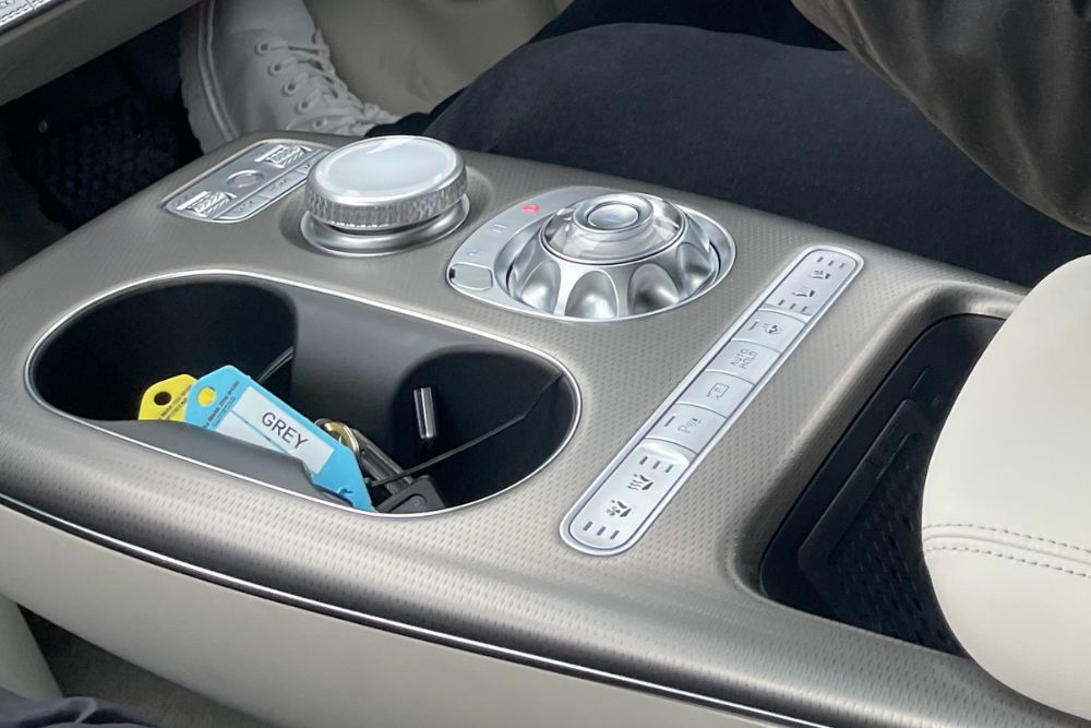 Genesis GV60 Centre Console