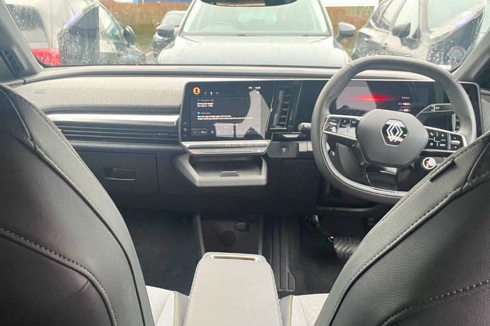 Renault Megane E-Tech Techno + Lease Electric Demo Feb 2025