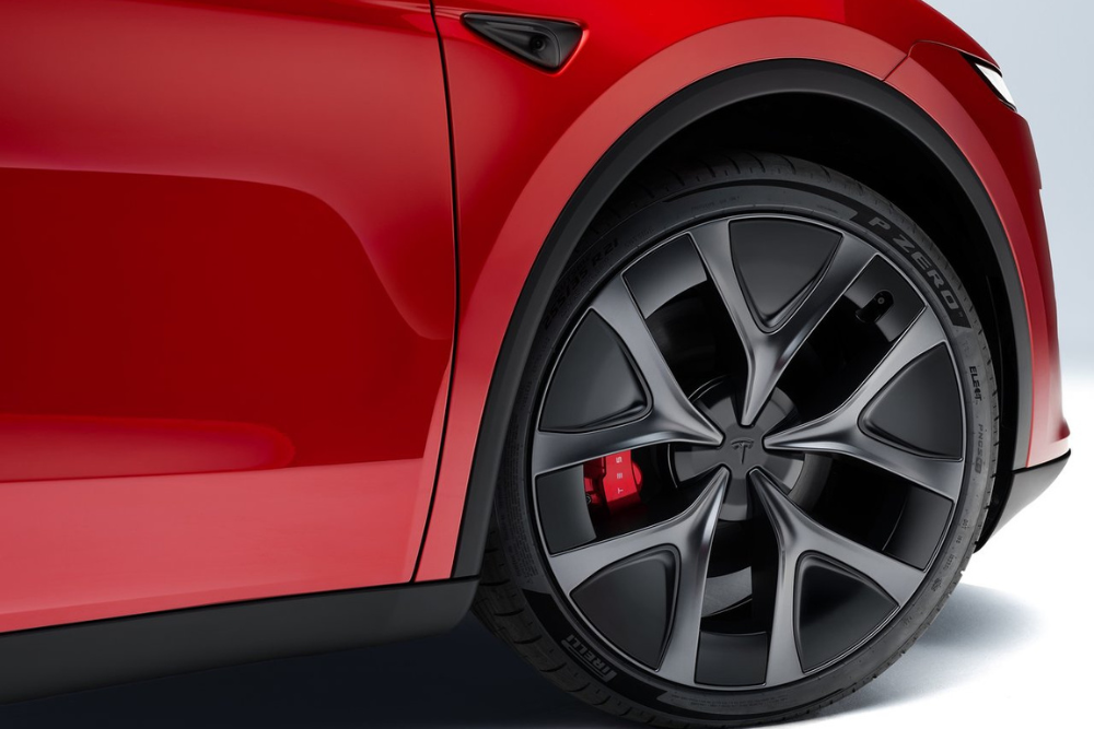 Tesla Model Y Performance 2025