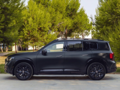 Mercedes GLB Side Profile 2026.