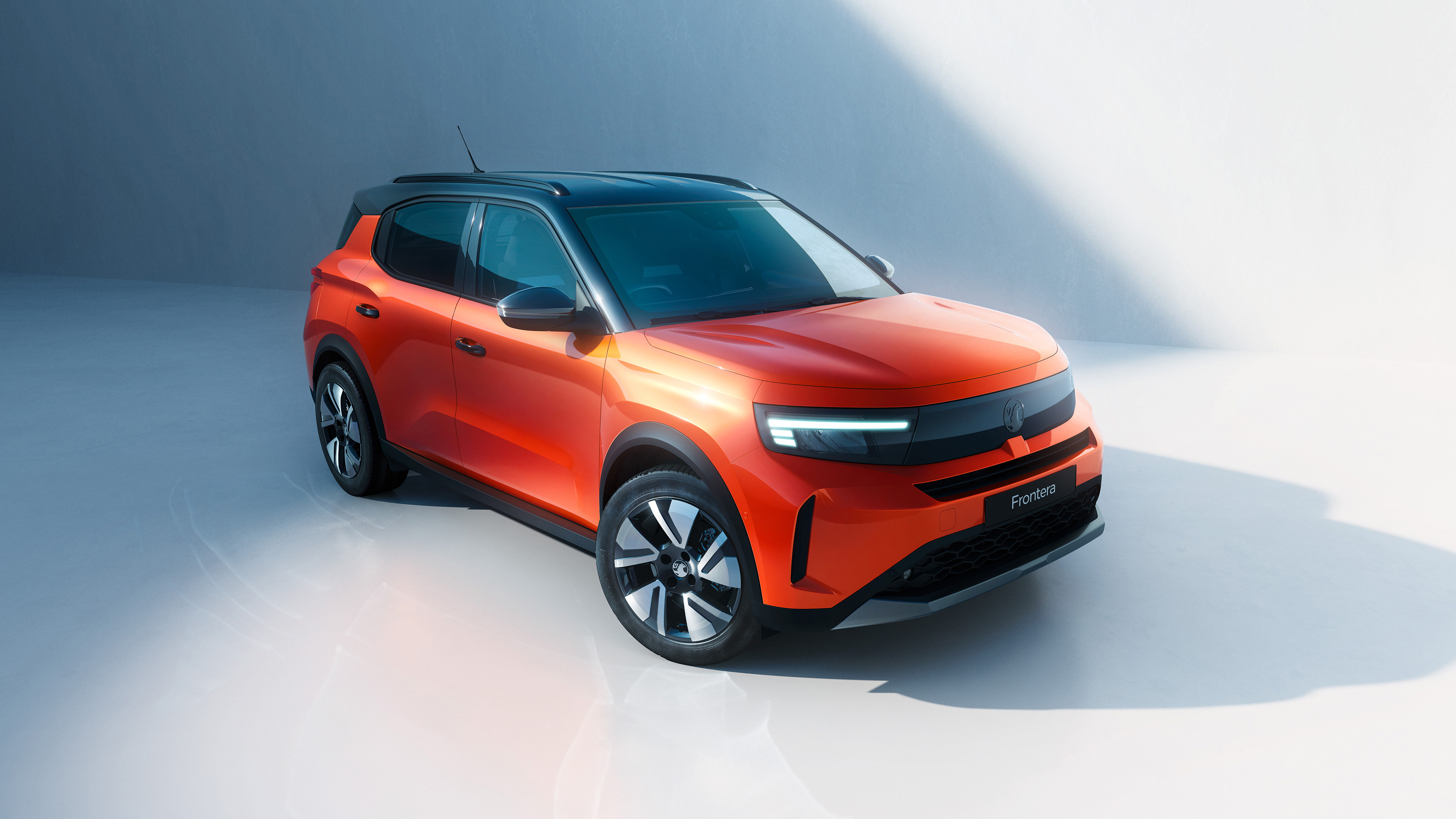 Vauxhall ensures price parity between electric and petrol hybrid Frontera models